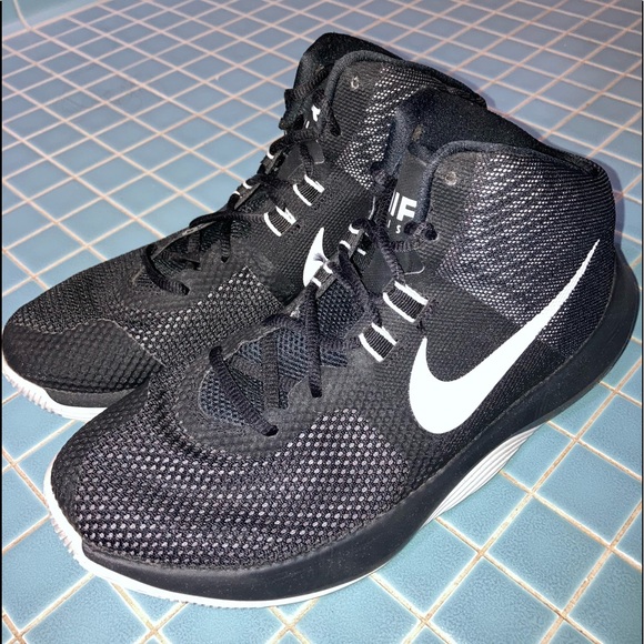 Women’s Nike Air Precision basketball. Size: 8.5 - Picture 2 of 7
